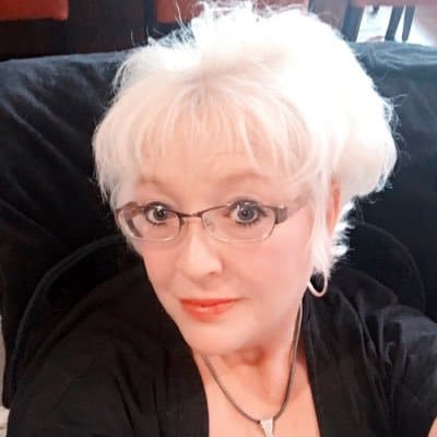 #170 Mail-Right Show With Special Guest Kathleen Bartos 